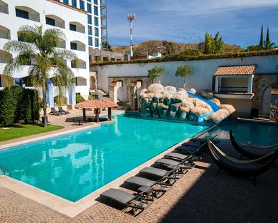 Gran Plaza Hotel & Convention Center