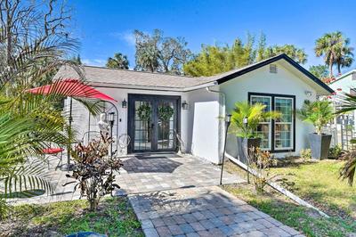 Florida Getaway w/ Patio ~ 3 Mi to Beaches!