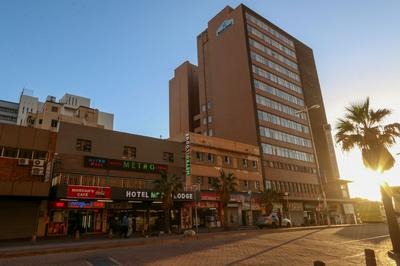 Metro Hotel Marine Parade