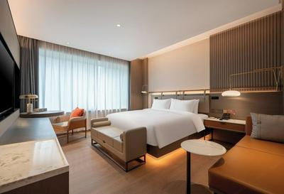 World Hotel (Jinan CBD Dingjiazhuang Subway Station)