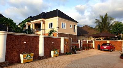 Garden View Holiday Cottage