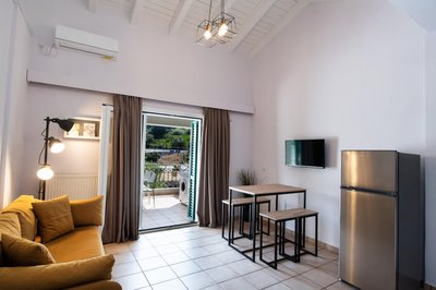 Drakatos Apartment 1B X