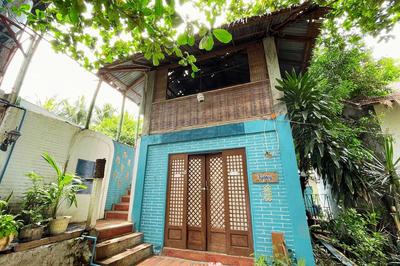 Half Moon Village and Beach House