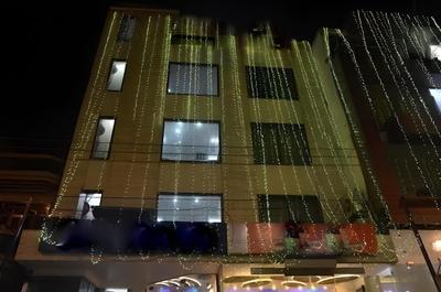Super 51 Hotel