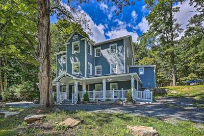 Stunning South Fallsburg Home w/ Pool & Deck!