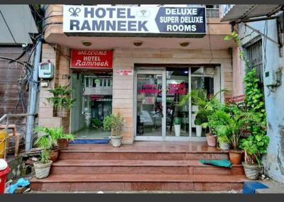 Goroomgo Ramneek Amritsar