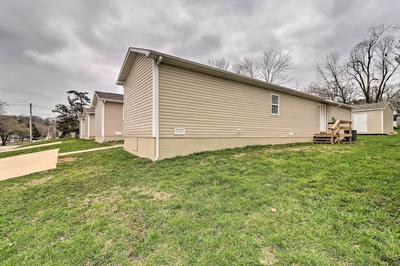 Stylish & Family-friendly West Plains Home!