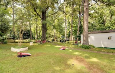 Cozy Atlanta Abode Near Theme Parks, Golf & Shops