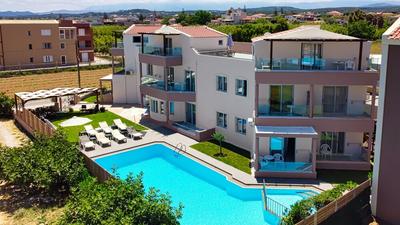 Oliva Beach Studios & Apartments