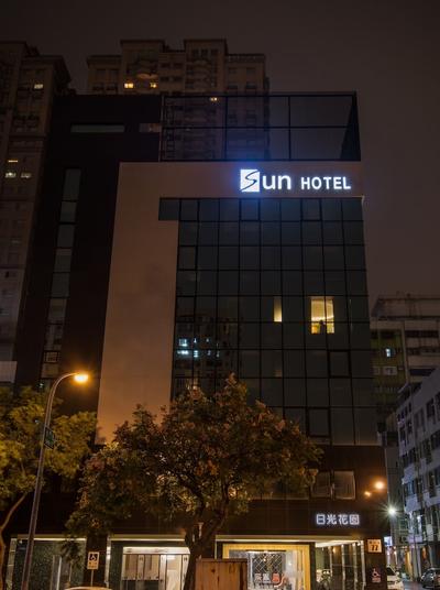 Sun hotel