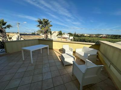 Lo Stagnone Apartments