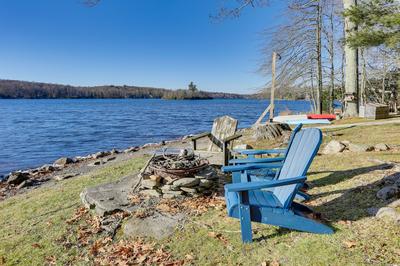 Rock Hill Home w/ Fire Pit on Wanaksink Lake!