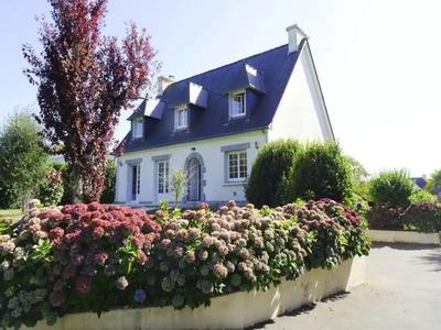Holiday Home With Private Outdoor Pool, Gouesnac"h