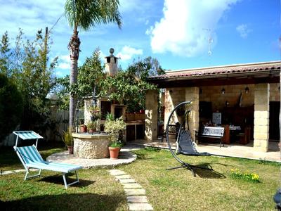 Hikari Villa With Equipped Garden and Parking Space in the San Foca Area
