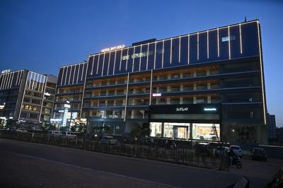 HOTEL SKY GOLD