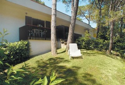 Functional Flat With Balcony for 7 Guests in Lignano Sabbiadoro