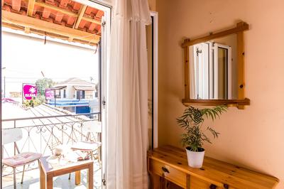 Private House in the Heart of Kavos By Konnect