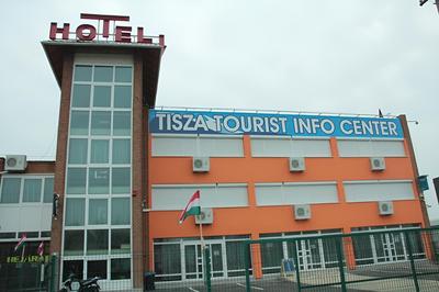 Tisza Corner Hotel