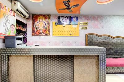 Goroomgo Krishna Palace Charbagh Lucknow