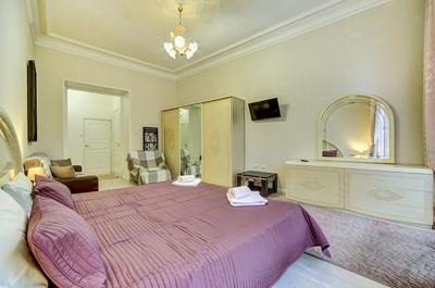 Guest Rooms at Marata Street 8-2