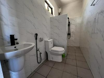 Balungi Bungalow & Restaurant