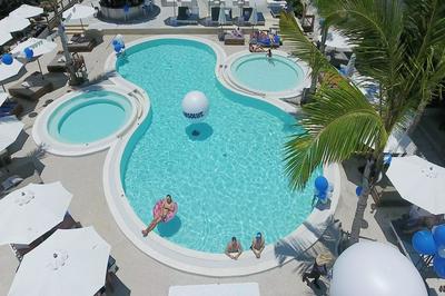 Combo Beach Hotel Samui