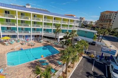 Pelican Pointe Clearwater Beach Hotel