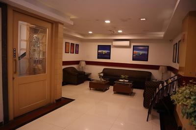 Smilestay Sri Sai ram Suites