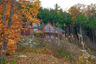 Spacious Gilford Retreat w/ Deck: 2 Mi to Skiing!