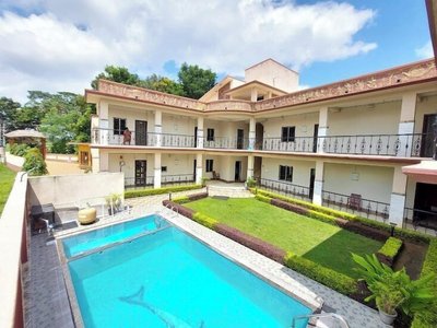 Baine Holiday Resort