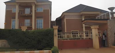 Sheriffyt Royale Hotel and Suites