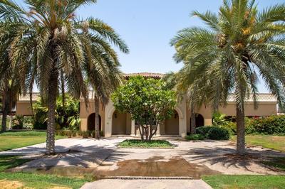 Magnificent 3BR Villa In Whispering Pines W/ Private Pool!