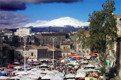 LUCA'S GARDEN B&B IN CATANIA