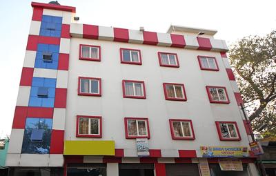 OYO 4073 Hotel Esskay