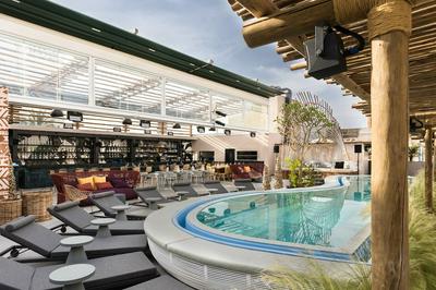 Now VX - Adults Only