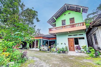 SPOT ON 93592 Pondok Backpackers Ardafa JogjaNearBlue Lagoon Jogja