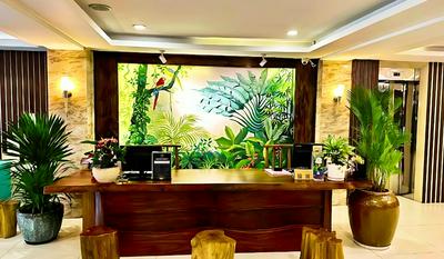 Happy Life Green Hotel