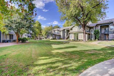 7 Mi to Dtwn Chandler: Pet-friendly Condo w/ Pool