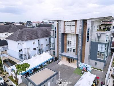 The Gibs Hotel