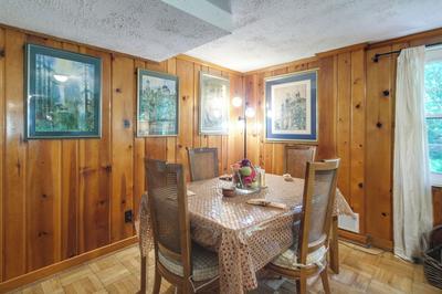 Bethesda Apartment + Yard ~ 9 Mi to D.C