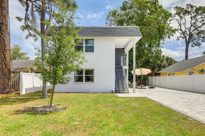 Cozy Sarasota Retreat - 3 Blocks to the Coast!