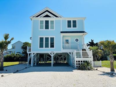 No Egrets 3 Bedroom Condo by RedAwning