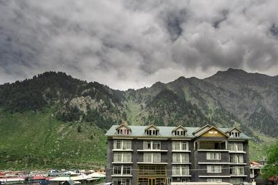 Hotel One Naran
