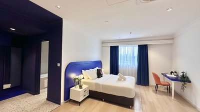 Ukiyo Hotel by manatidur