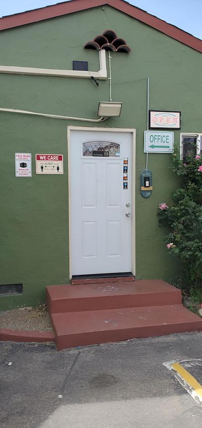 Green spot motel