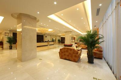 Aurum International Hotel