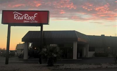 Red Roof Inn & Suites San Angelo, Photo 2