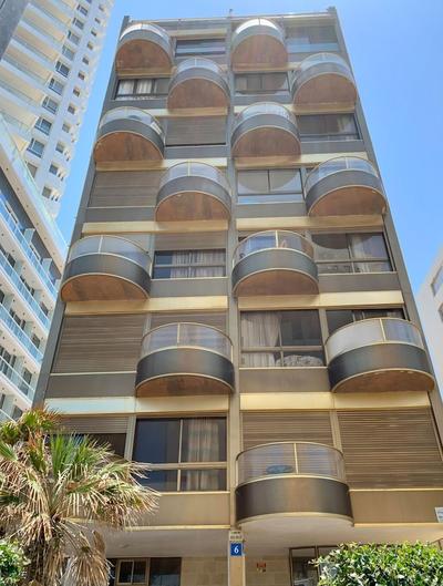 Elegant Apt with Balcony & Sea View by FeelHome