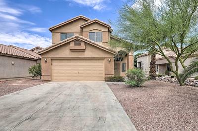 Beautiful Lakefront Peoria Home w/ Community Pool