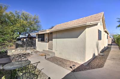 Tucson Home ~ 1 Mi to University of Arizona!
